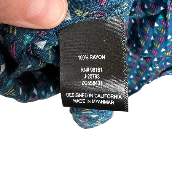 Bebop Romper Faux Wrap Large Keyhole Snap Open in Back Large - Picture 6 of 6